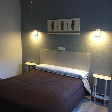 Hostal Rosales Aranda de Duero Extérieur photo