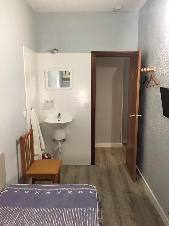 Hostal Rosales Aranda de Duero Extérieur photo