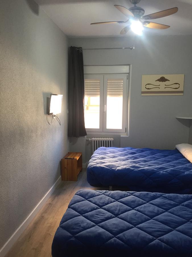Hostal Rosales Aranda de Duero Extérieur photo