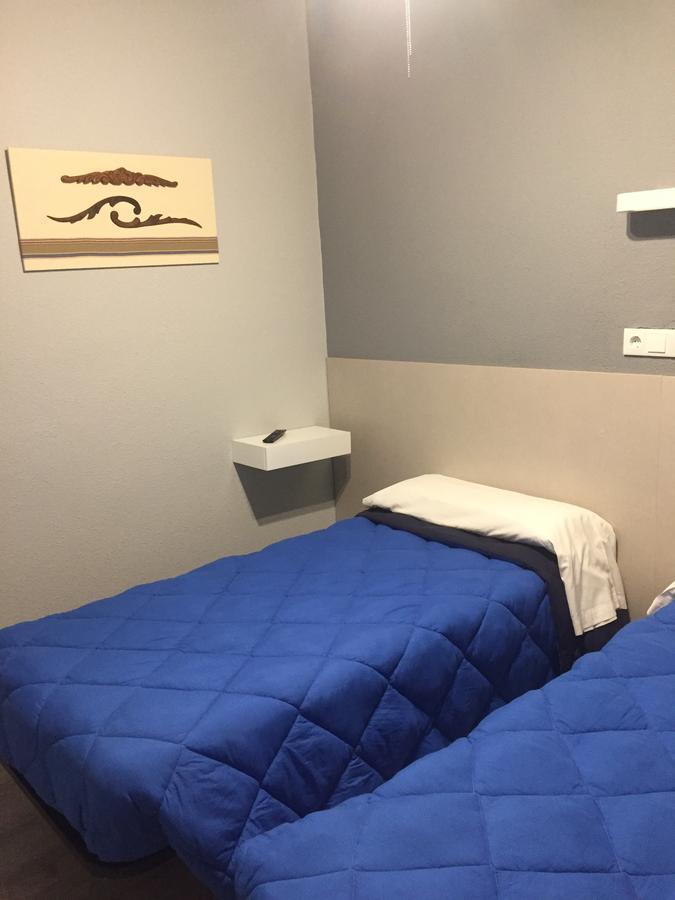 Hostal Rosales Aranda de Duero Extérieur photo